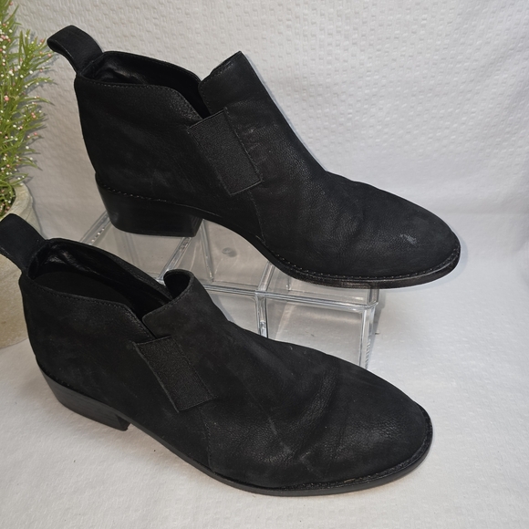 EILEEN FISHER BLACK MOOD BOOTIE BOOTS NUBUCK LEATHER SIZE 8.5 - Picture 2 of 8